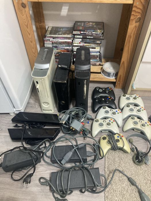 Продам лот xbox 360 и диски
