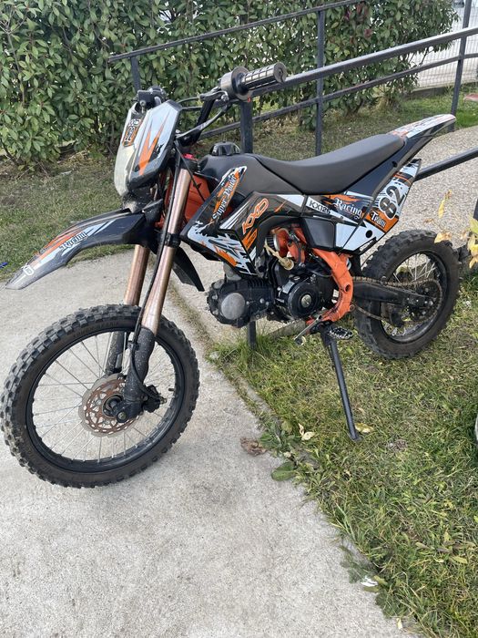 vand cross 125 stare foarte buna de functionare