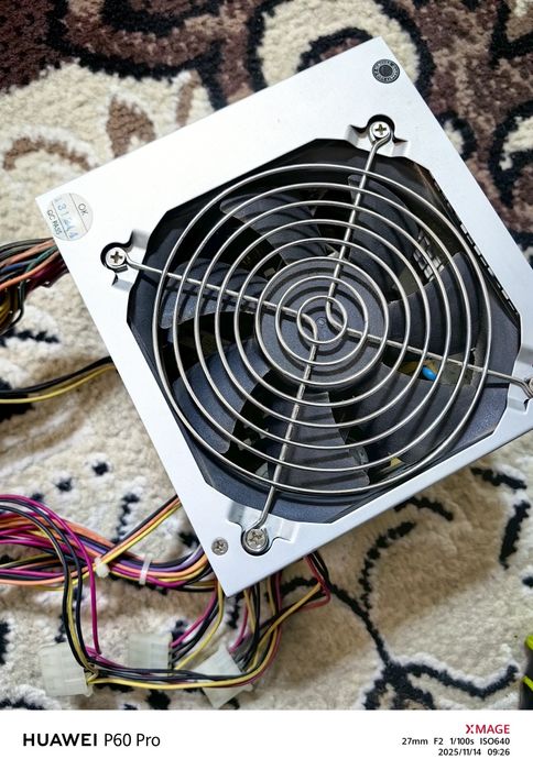 Blok pitanya huntkey 400w