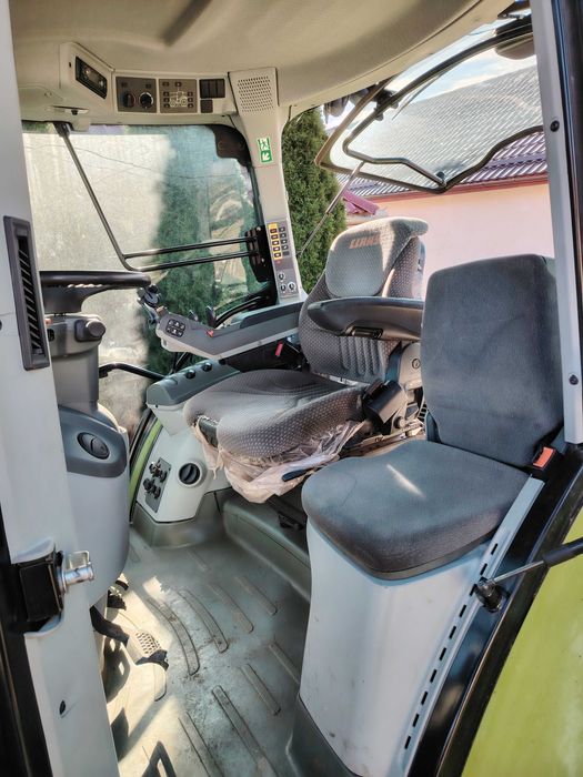 Tractor Claas Arion 630