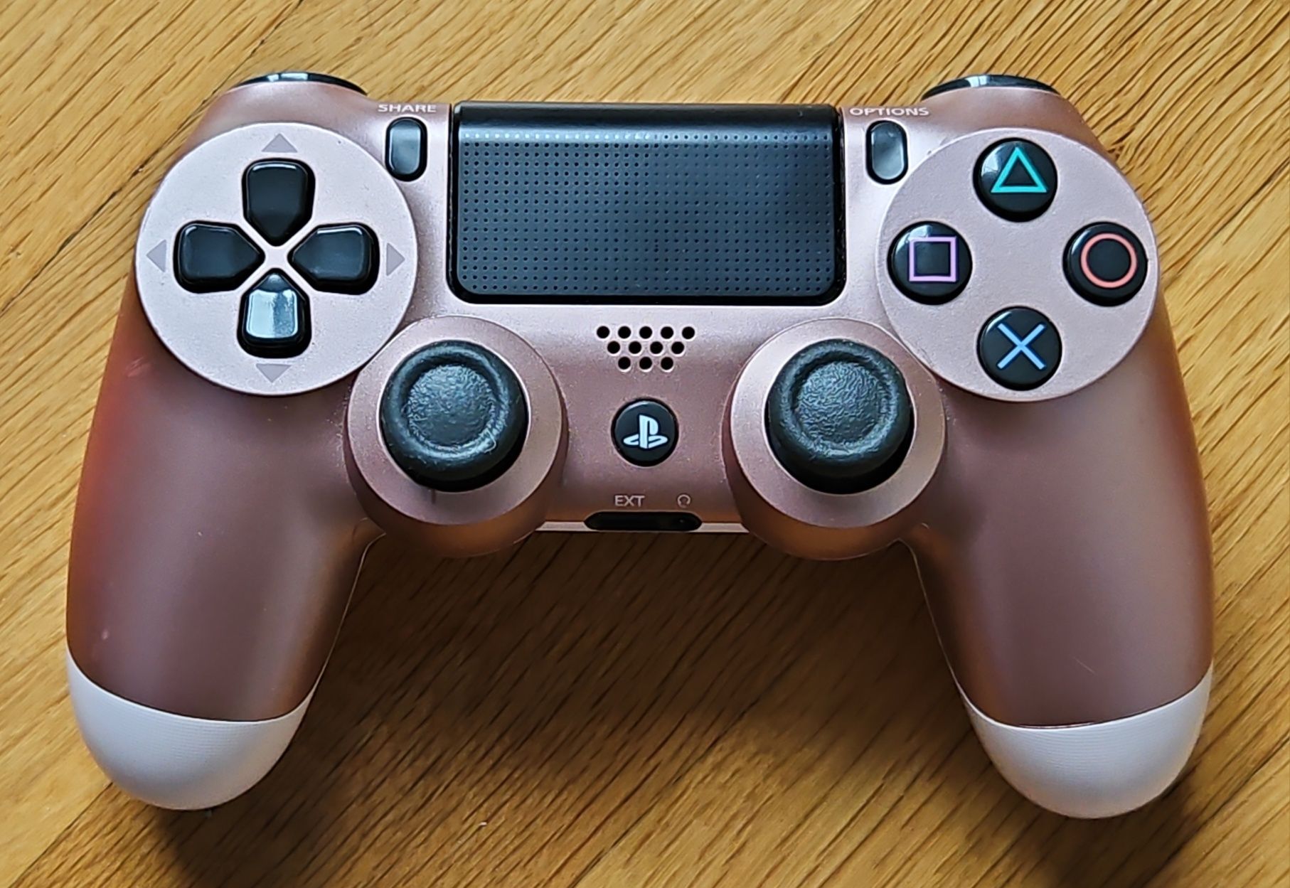 Розов dualshock v2 джойстик за Плейстейшън 4 Playstation PS4 joystick