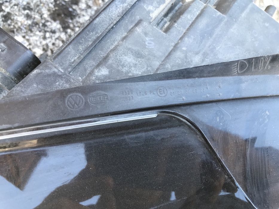 Оригинален ляф фар за Голф 7