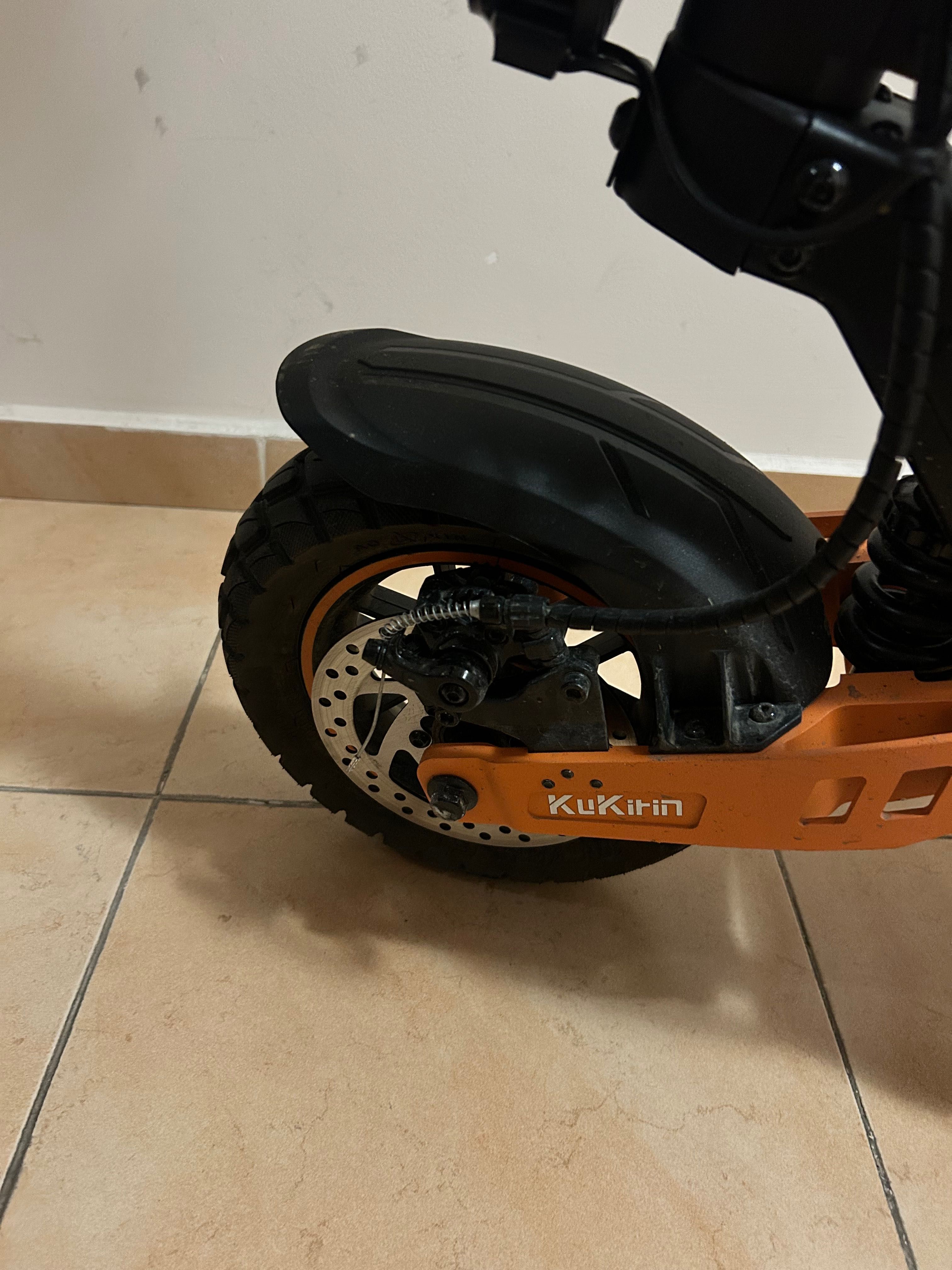 Нова тротинетка Kukirin g2 Max
