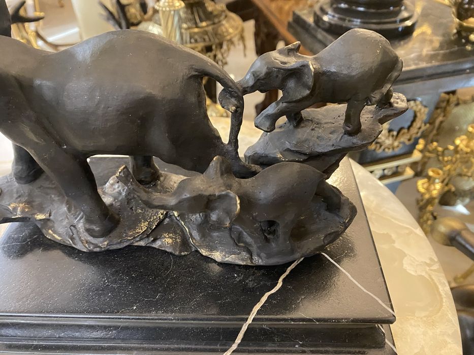 Statueta bronz masiv-