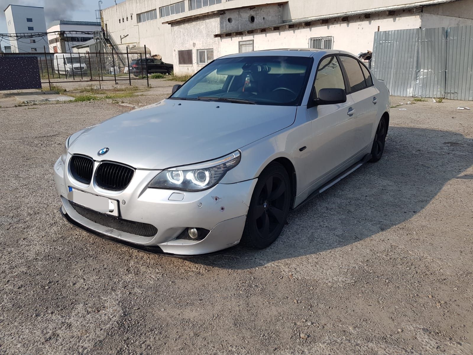 Vând sau schimb cu BMW E90
