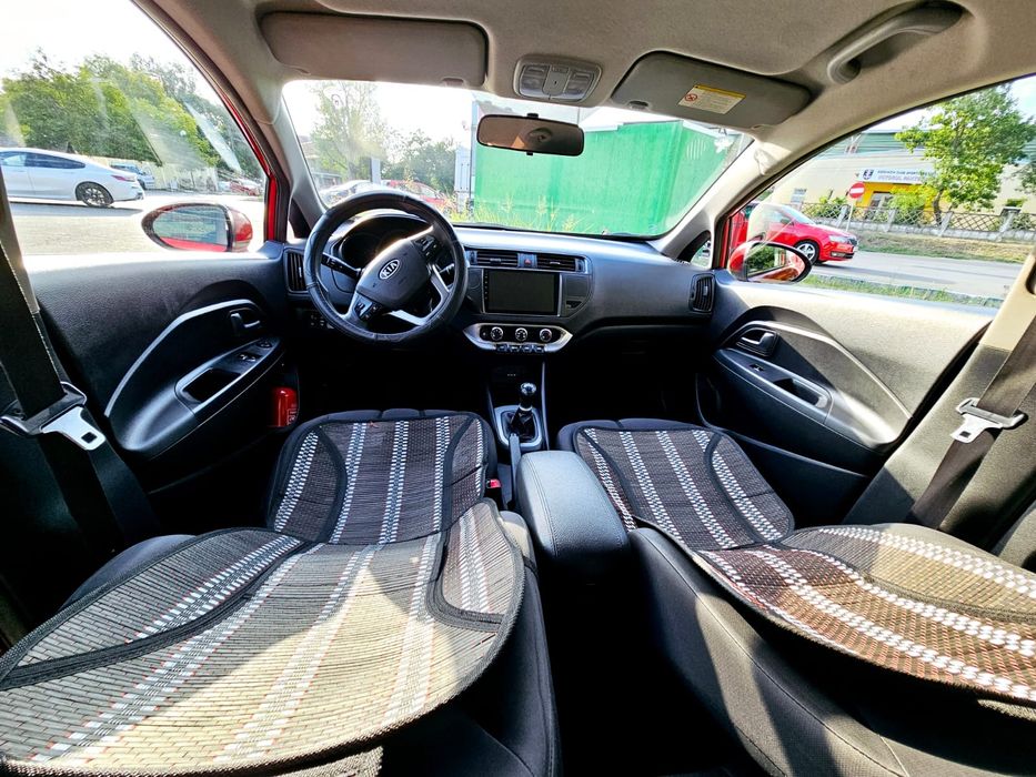 Mașina Kia Rio an 2013 de vanzare in stare foarte bună