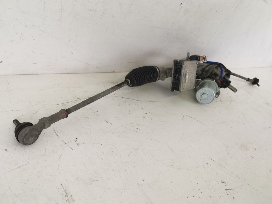 Реноу Туинго / Renault Twingo 3 Оригинална кормилна кутия в добро съст