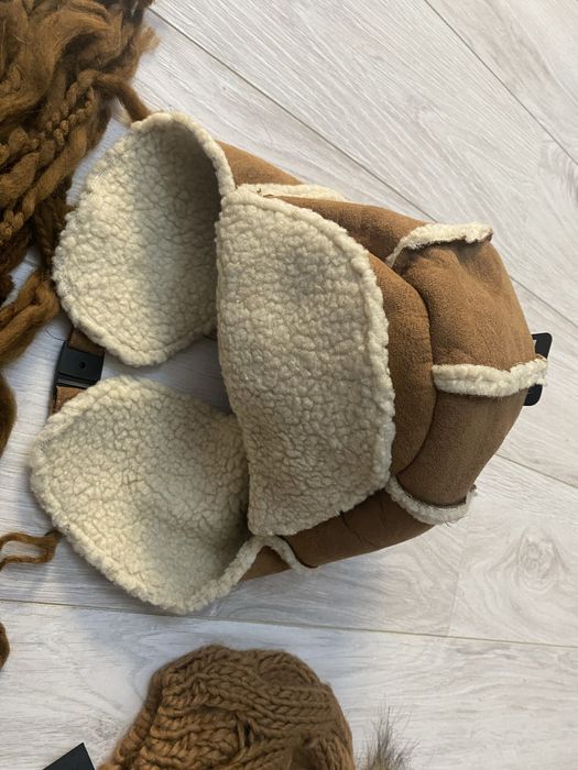 Set caciula, bereta si fular, noi