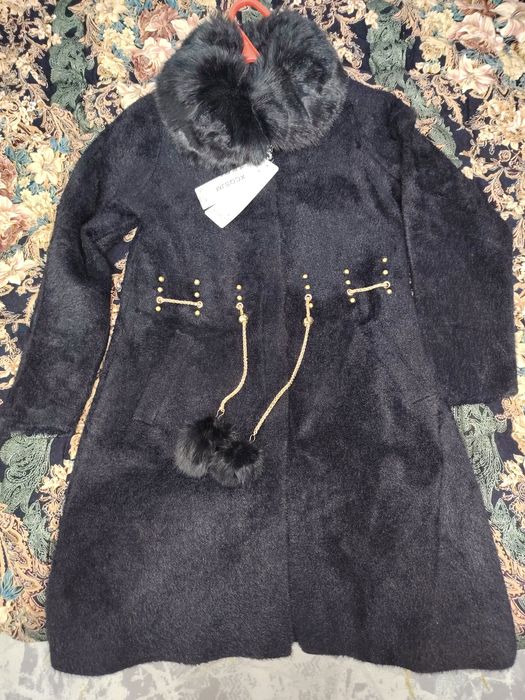 Palto ixcham va yangi