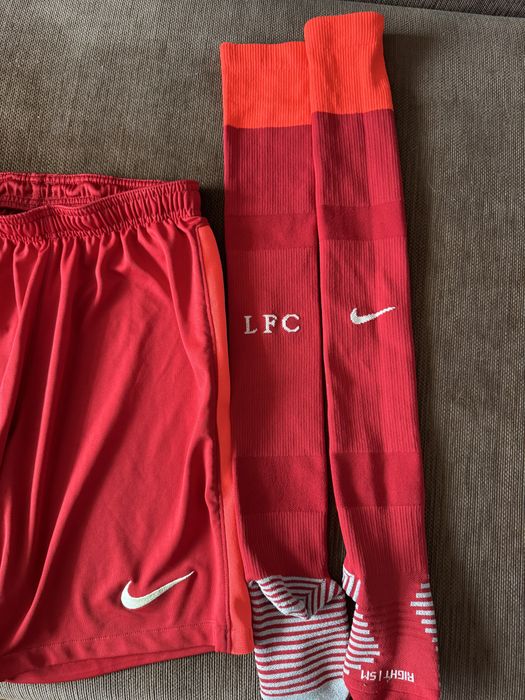 Echipament oficial Liverpool FC LFC nike Original 21/22 mărimea M