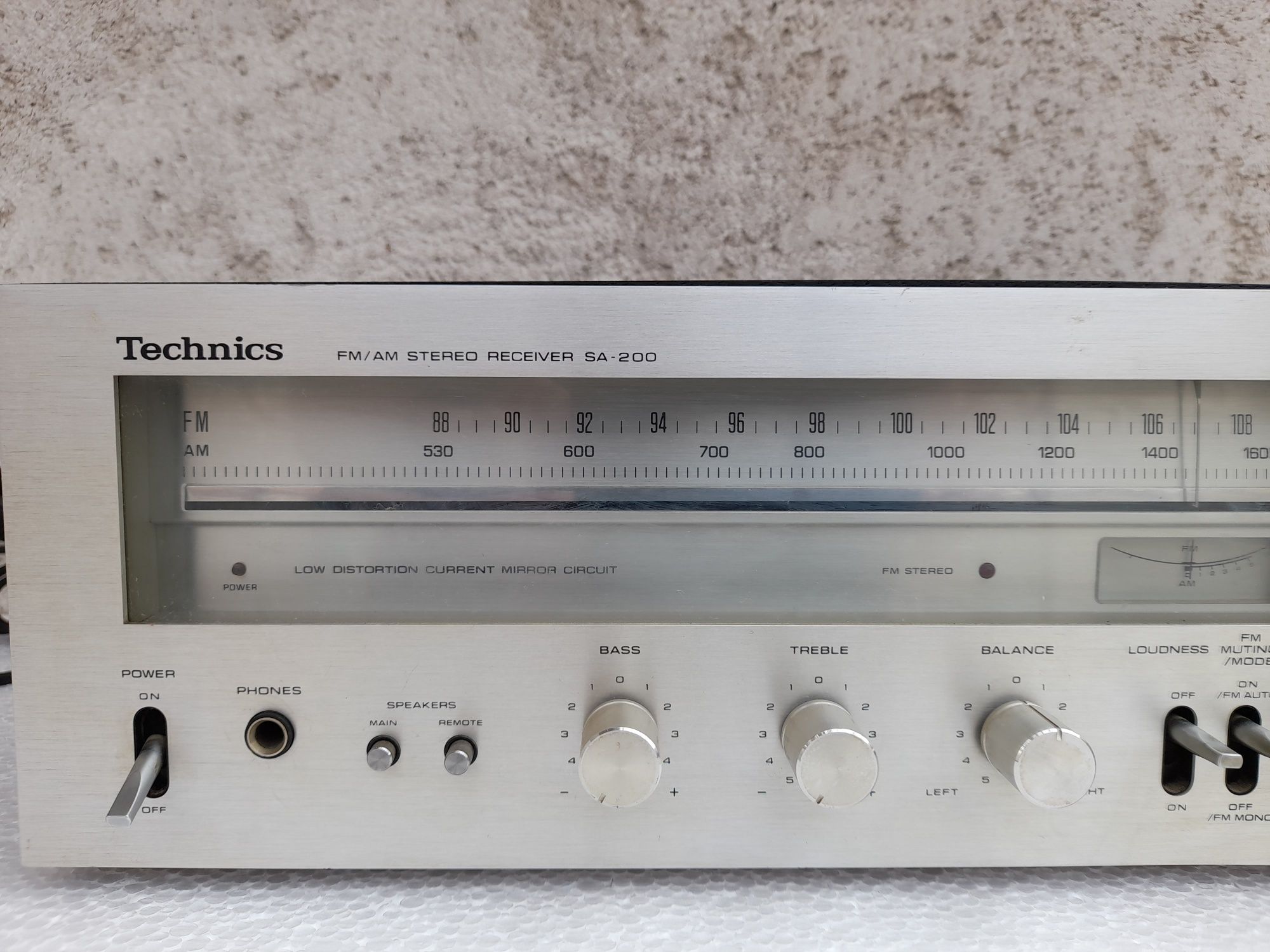 Technics SA-200 amplituner audio ( linie / instrumente )