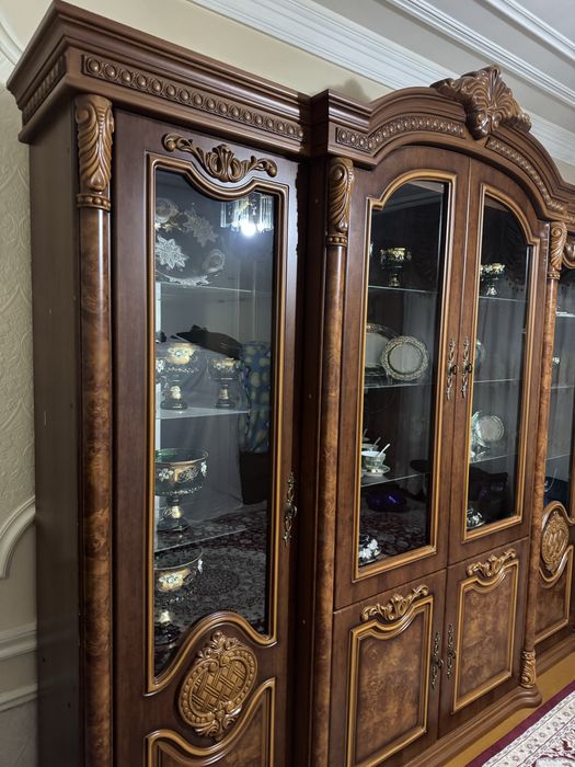 mebel Stenka zal uchun mebel holati yangidek