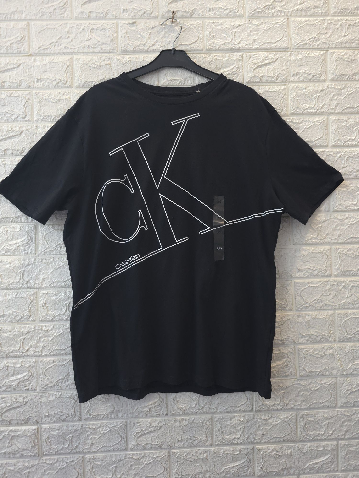 Мъжка тениска Calvin Klein оригинал размер L
