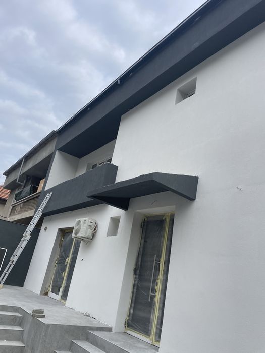 Echipa constructii  sta la dispozitia dvs