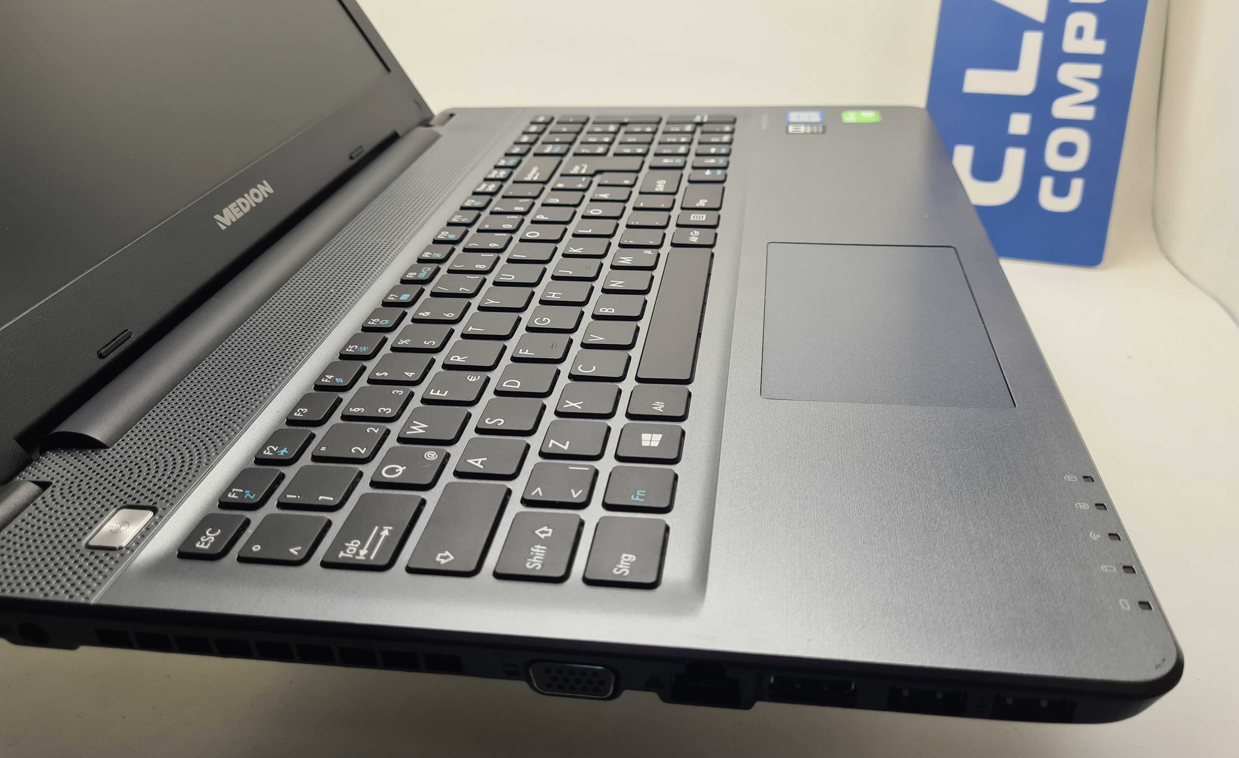 Medion Akoya P6659  i7 6500/8GB/256SSD/1TB HDD/Nvidia 930M-2GB