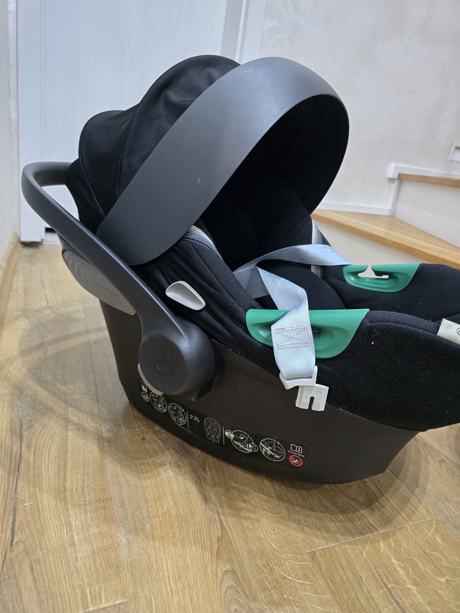 Стол за кола Cybex Aton 2