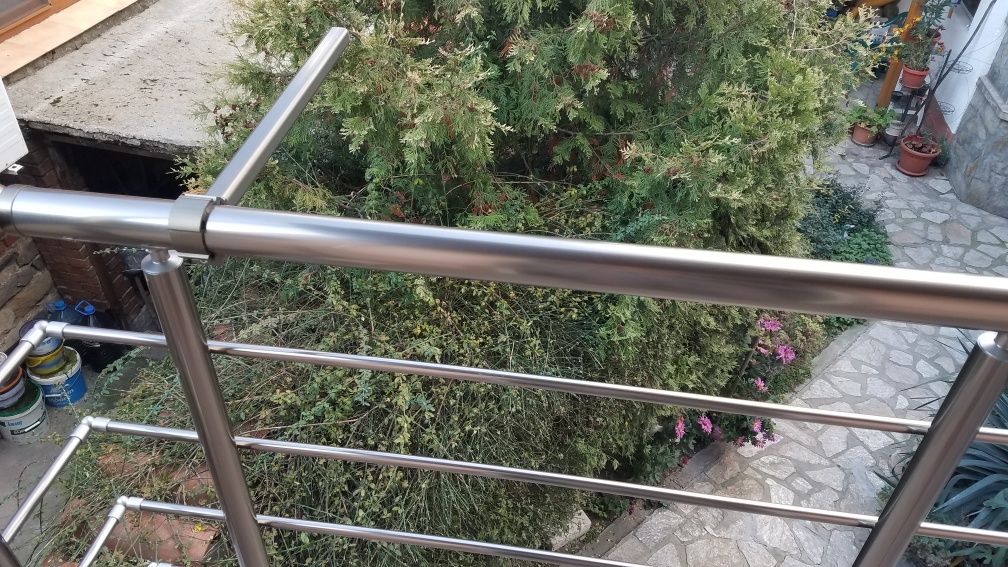 Inox иноксов простор за дрехи.алуминиев парапет prostor.balkon.балкон.
