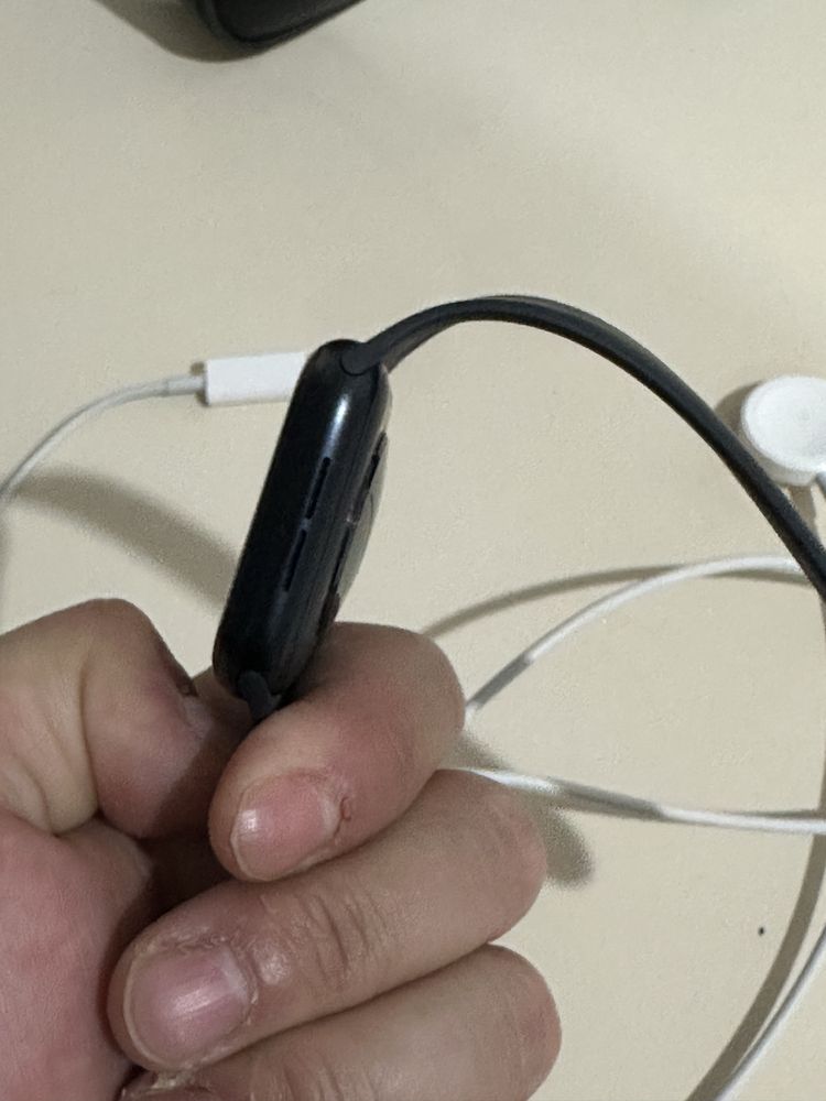 Продам Apple watch Se 2 44 mm