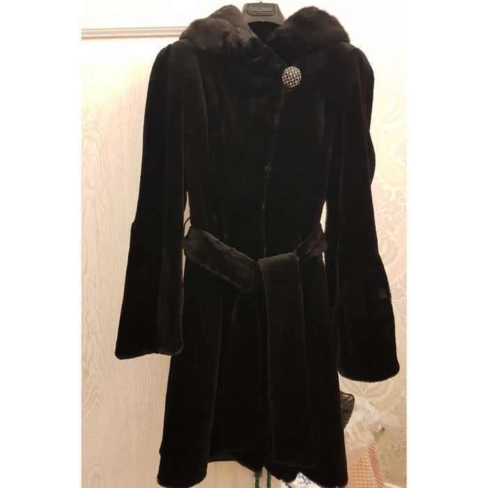 Продам норковую шубу