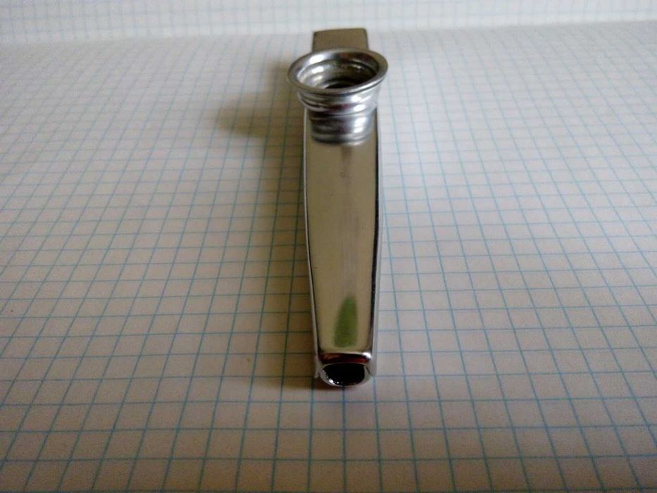 курительная трубка алюминиевая (номер 80)