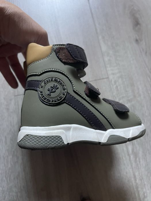 Ортопедични обувки