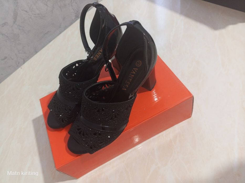 Басаножки для женщины