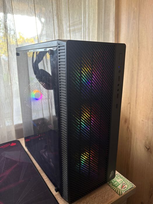 Супер компютър за гейминг и работа