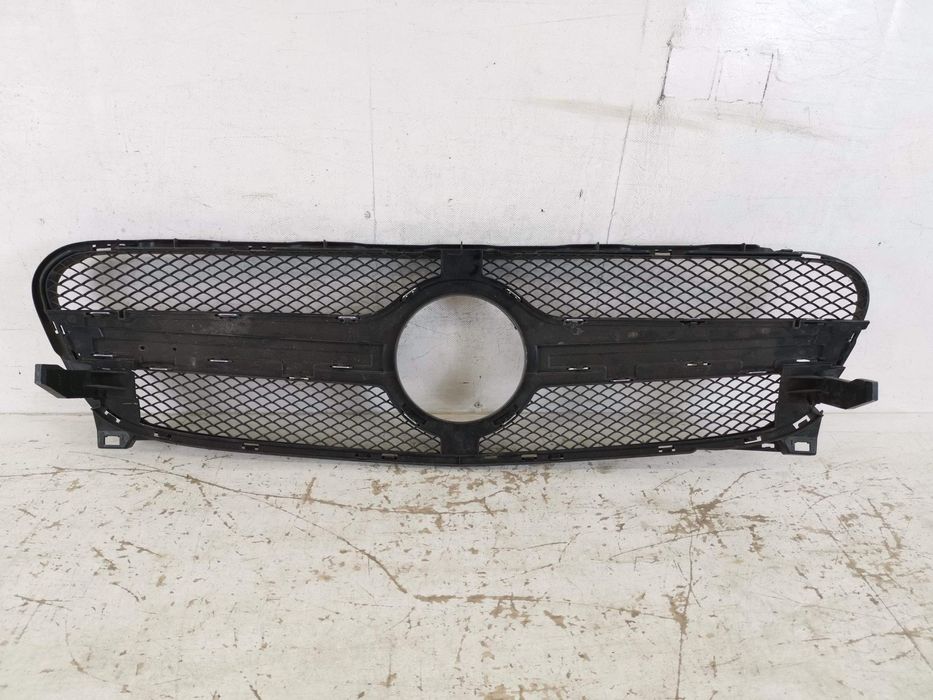 Радиаторна решетка Мерцедес-Бенц ГЛА-Клас / Mercedes-Benz GLA-Class [