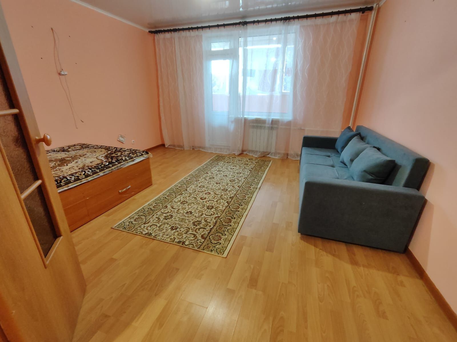 Сдам 2 комнатную квартиру