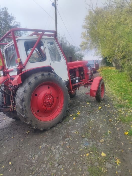 Трактори ЮМЗ в движение