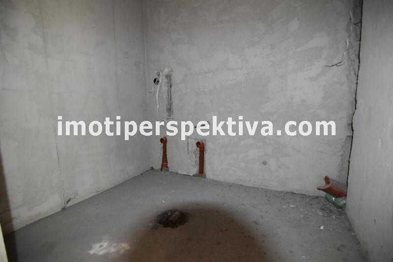 Продава се Многостаен апартамент в Пловдив, Христо Смирненски - 117 кв.м за 1753 €/кв.м - Снимка #9