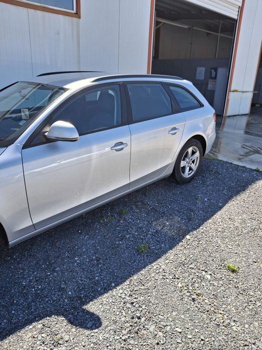 Ауди А4 2.0кубика