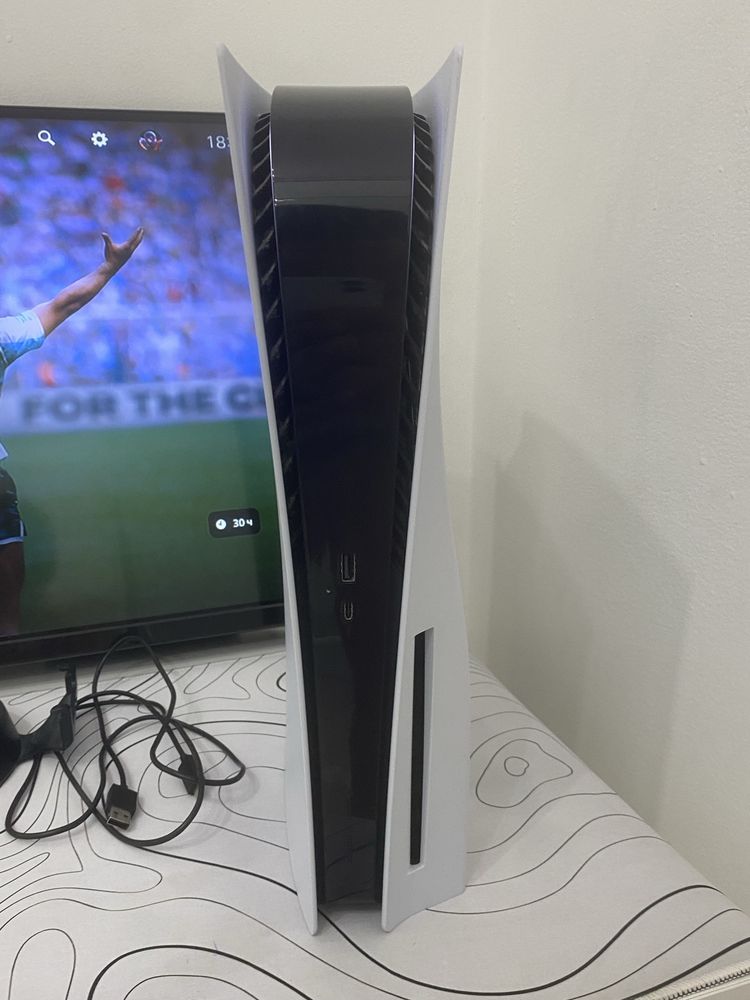 Playstation 5 в идеальном состояний + топ игры
