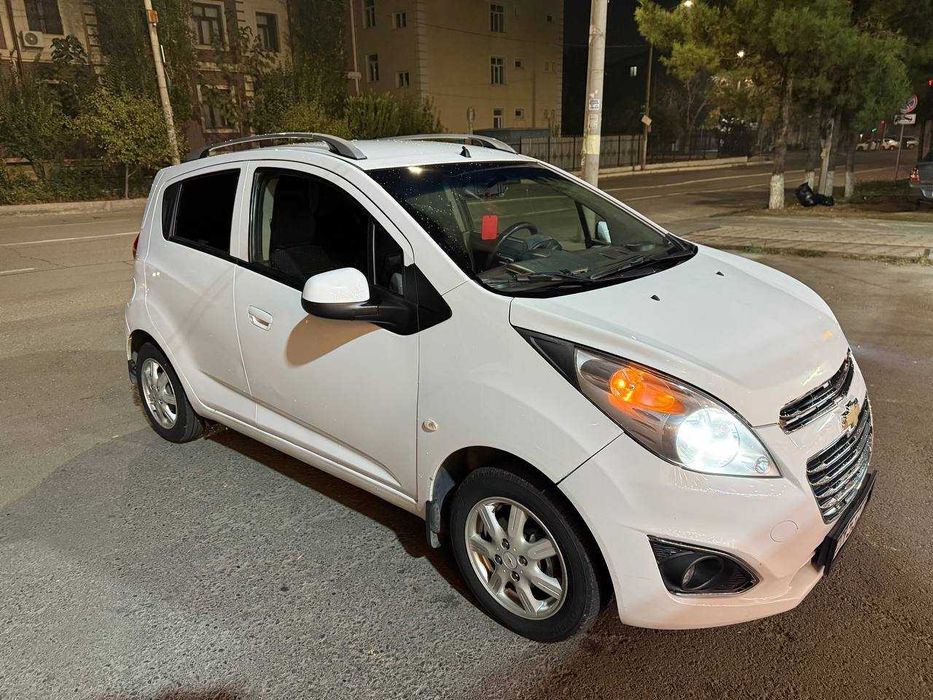 Сдаётся в Аренда с выкупом Spark автомат 4-full позиция