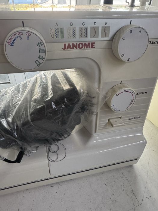JANOME Швейние машинка