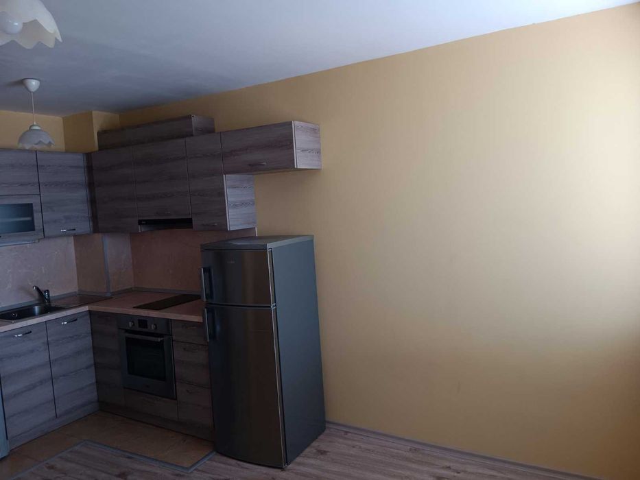 Двустаен тухлен обзаведен апартамент в квартал Трошево-Касабова