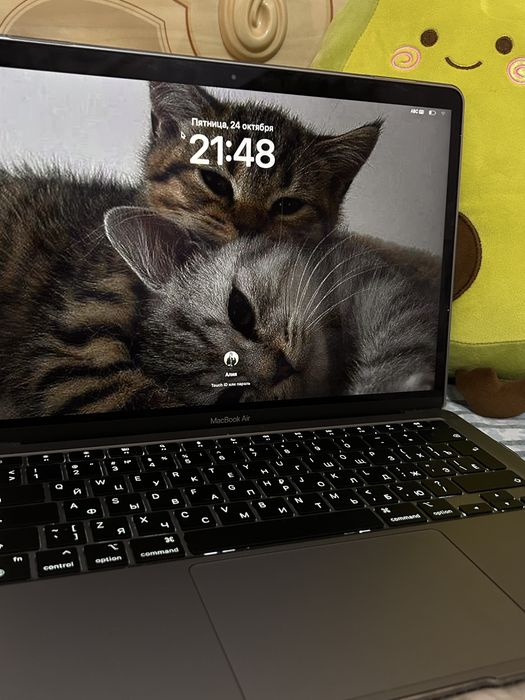 Macbook air с гарантией до 2026 года