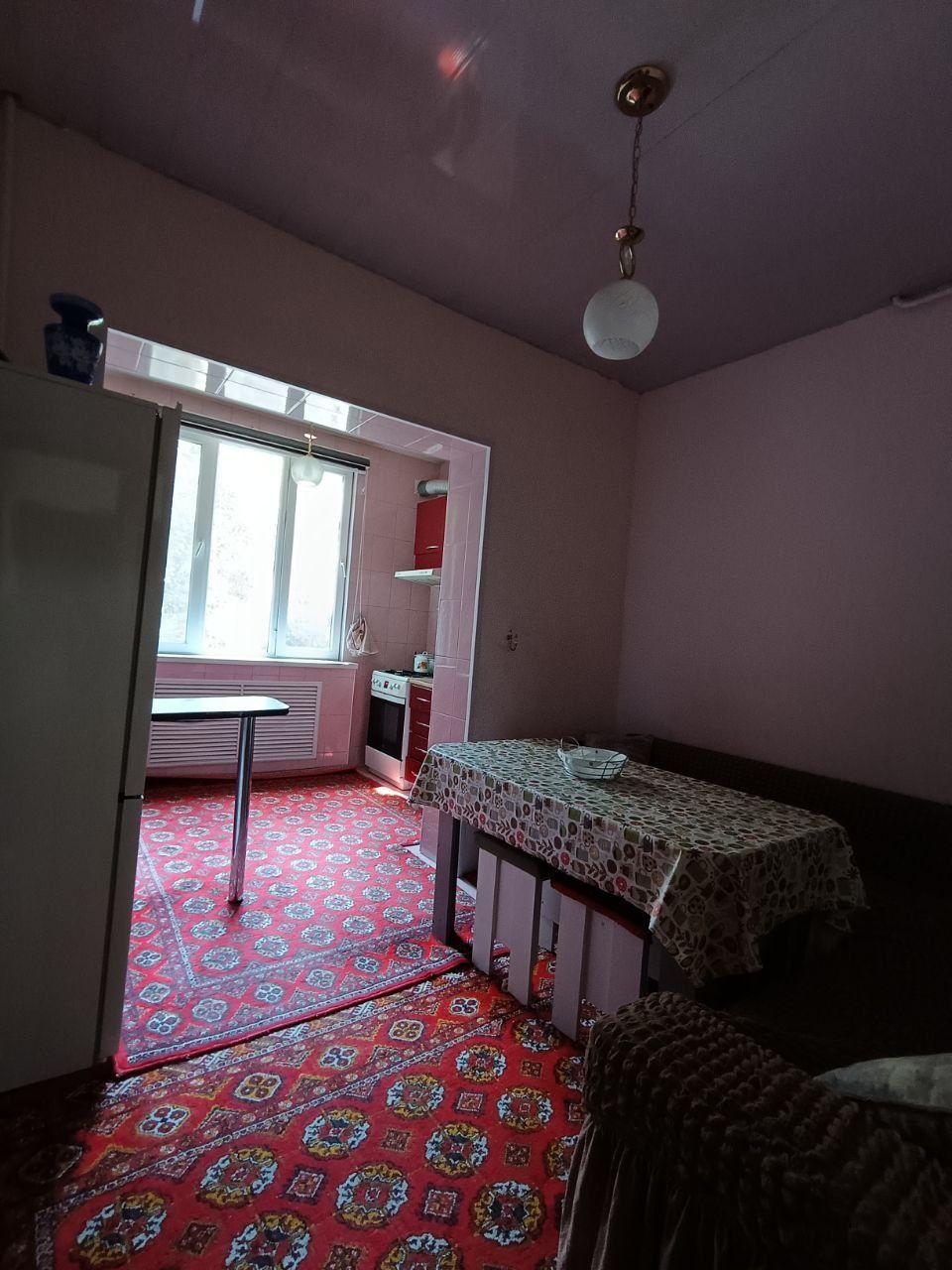 Kvartira qizlarga