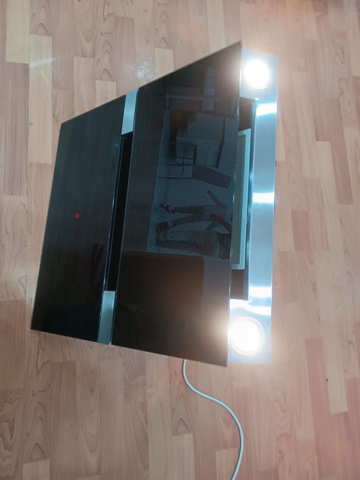 Продаю вытяжку Hansa