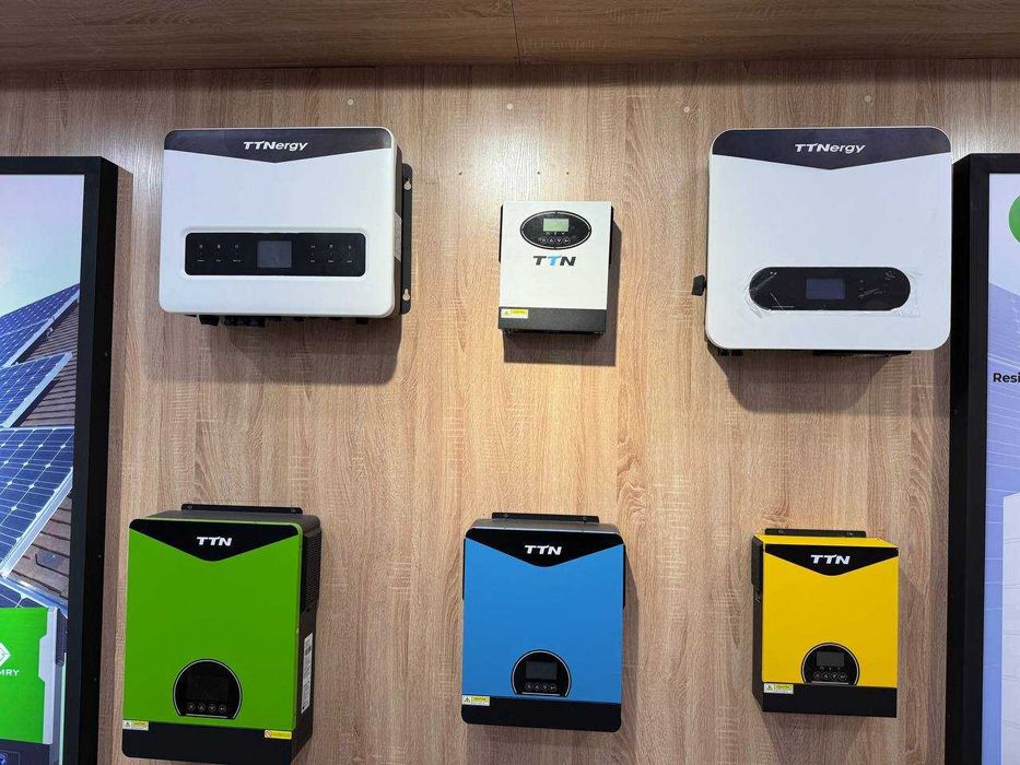 Barcha turdagi quyosh panellari uchun invertorlarimiz mavjud!