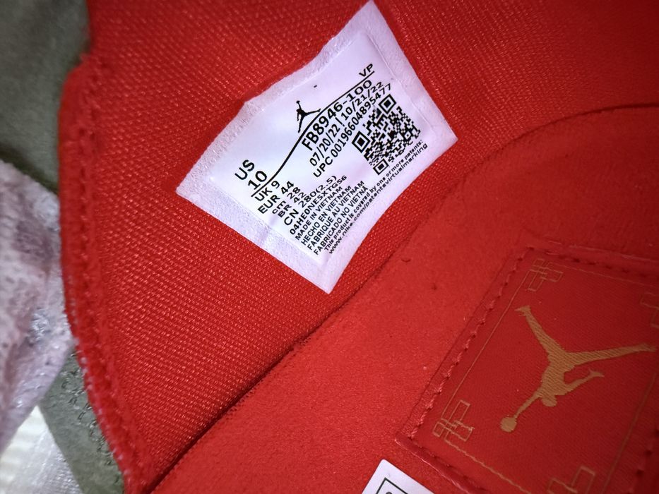 Jordan marimea 44 noi, originali