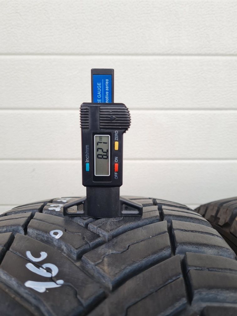 Всесезонни гуми за Бус 4 броя MICHELIN Agilis 215 65 R16C дот 0422