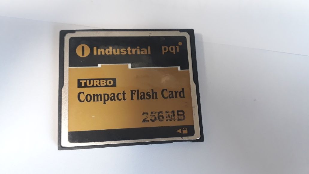 Compact flash 256MB PQI