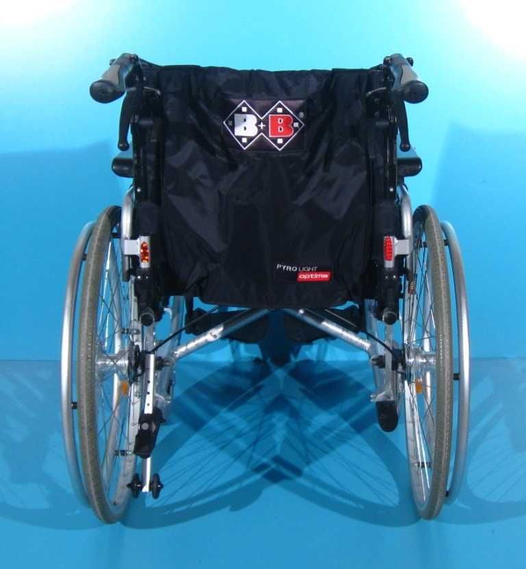 Scaun cu rotile ajustabil din aluminiu B+B / latime sezut 46 cm