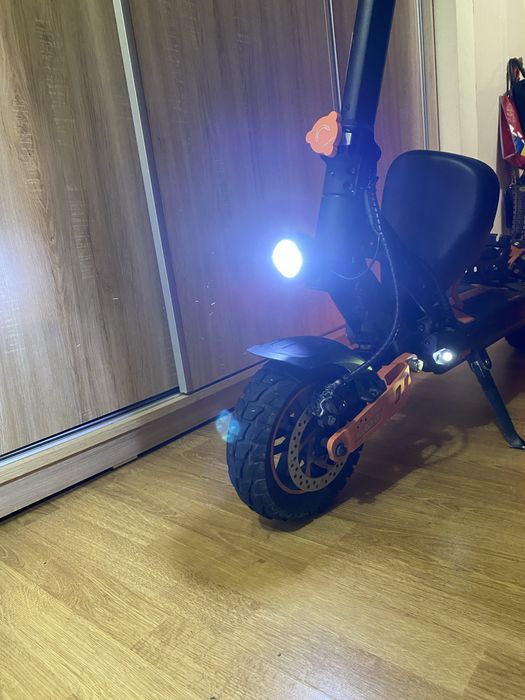 Kukirin G2 Max vand sau dau la schimb cu un PC gaming