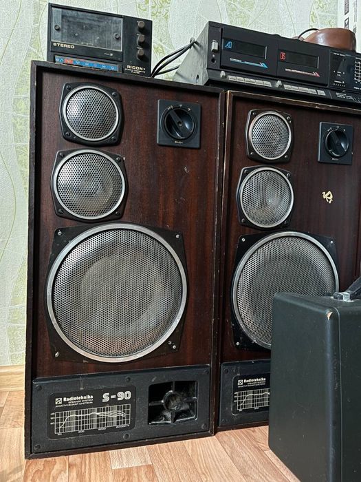 Радиотехника С90 (Radiotechnika S90)