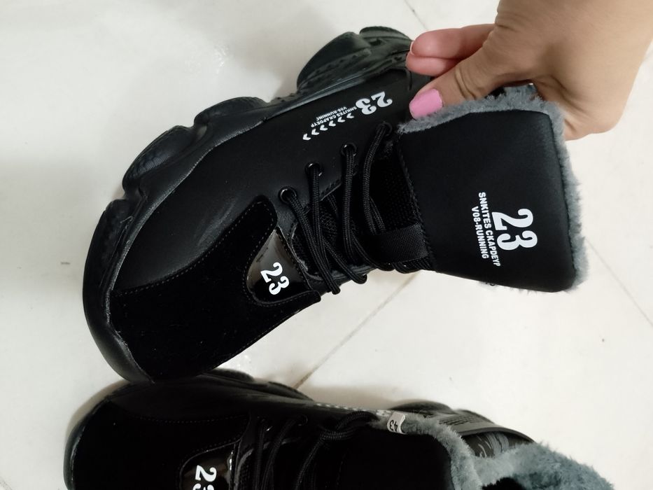 Спортни боти-подплатени с плюш-43 номер