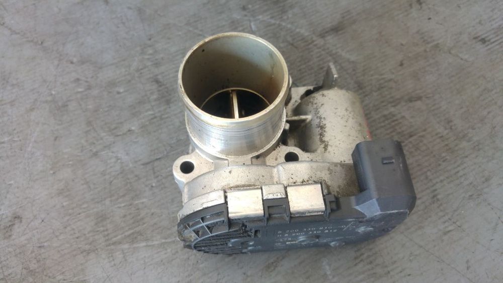 Clapeta acceleratie renault trafic 2 2.0 dci m9r 8200330810--d h8200330812 0281002681