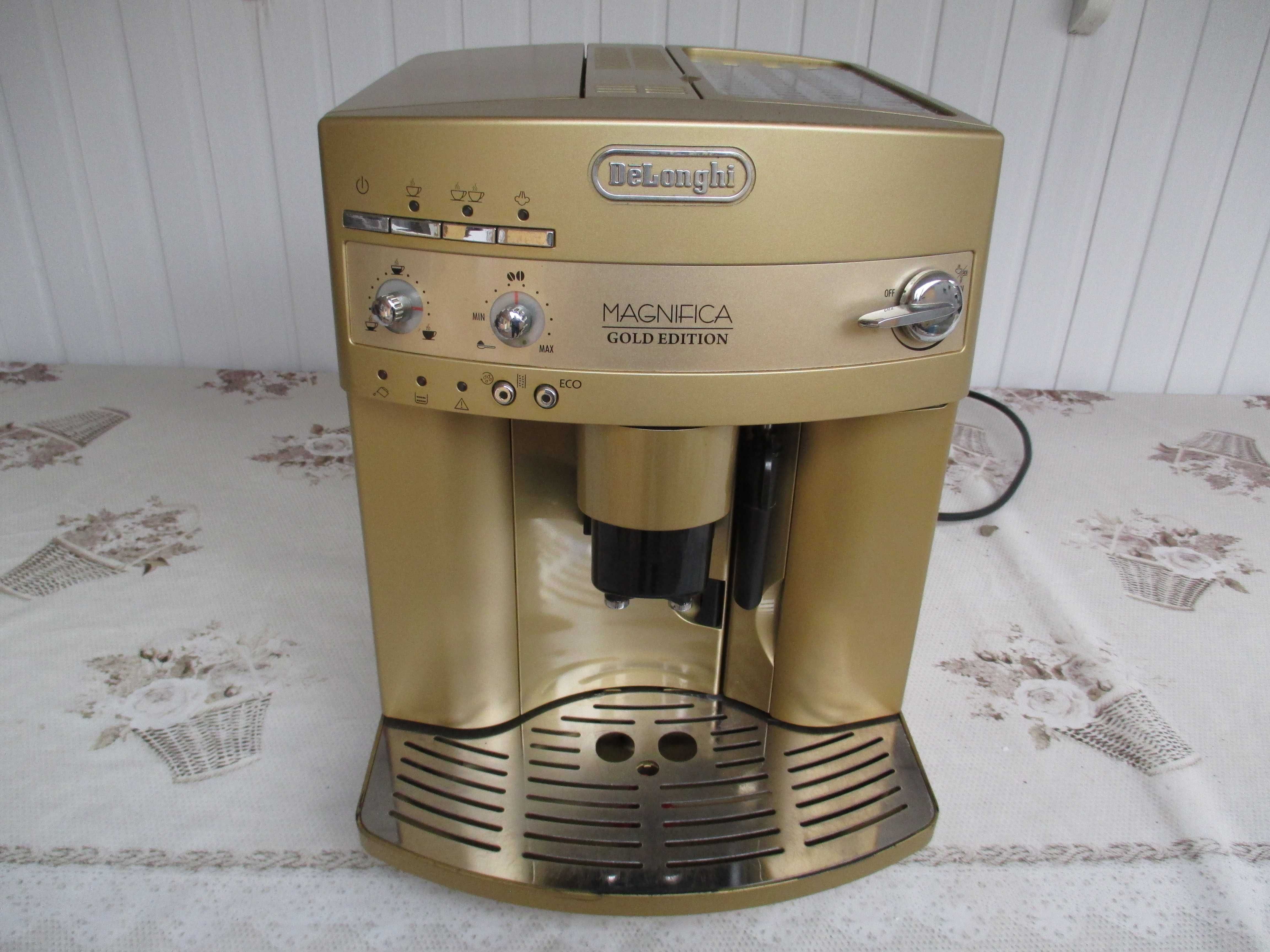 Expresor Automat Cafea boabe Delonghi Magnifica ECO~Elegance~Gold