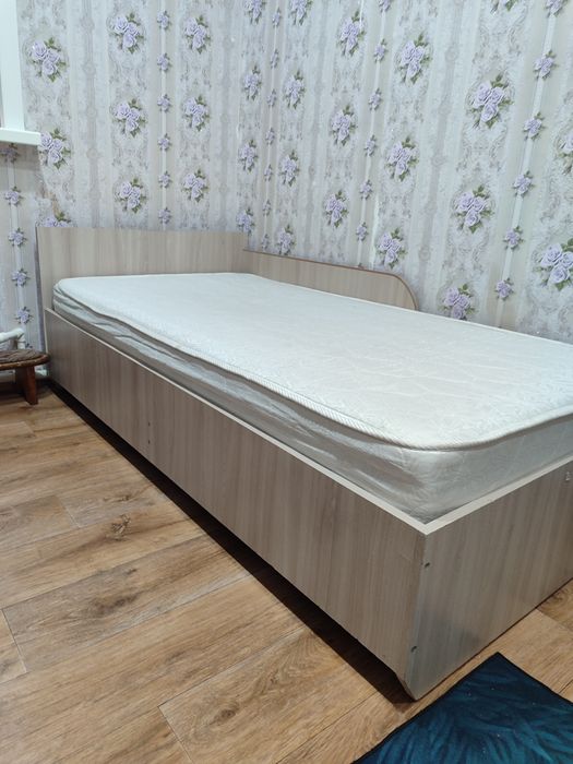 Отдам детскую кровать